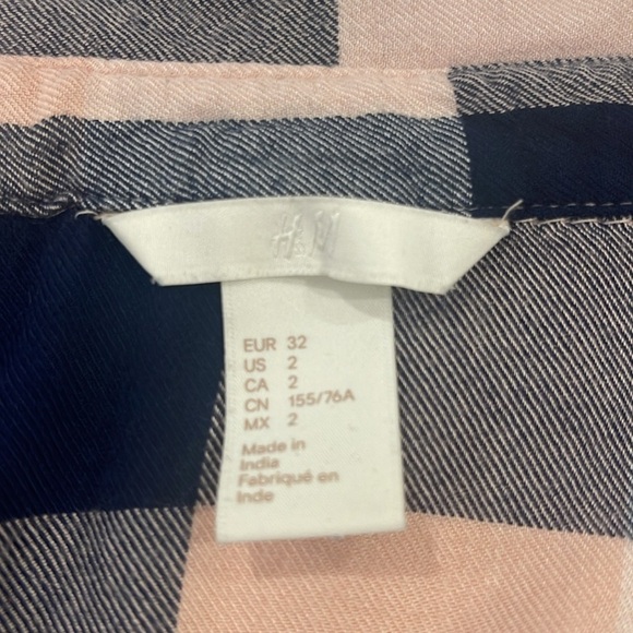 H&M Pink Plaid Button Front Shirt Size 2 - Picture 5 of 9